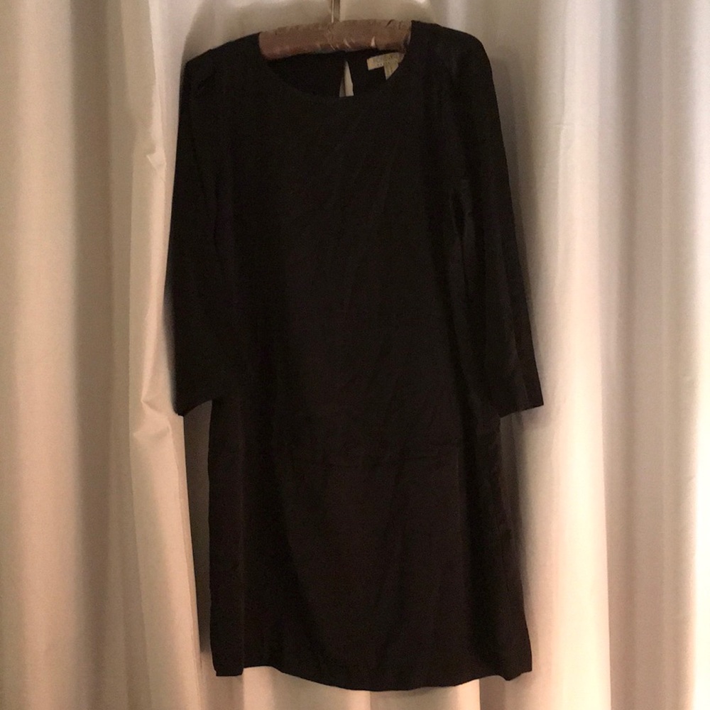 Black 3/4 sleeve silky mini dress size 6